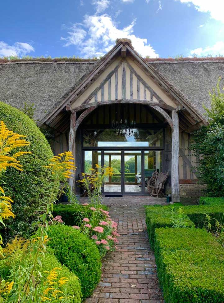L'entrée de la Pool House du Manoir d'Argentel